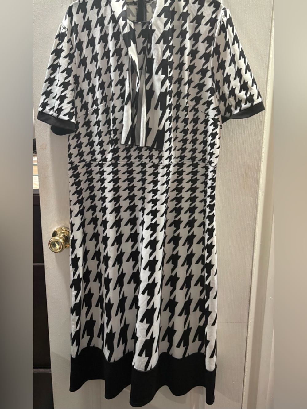 Black and White Houndstooth Midi Dress - Classic Contrast